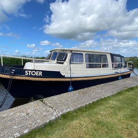 Hotel Boat Stoer - Inclusief Sloep Jutrijp Esterno foto