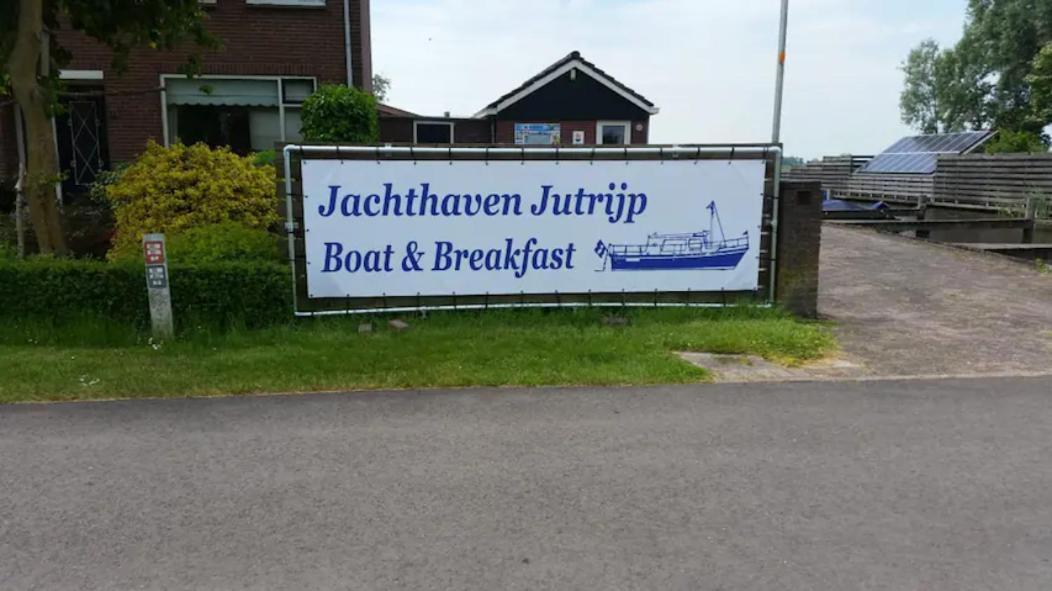 Hotel Boat Stoer - Inclusief Sloep Jutrijp Esterno foto