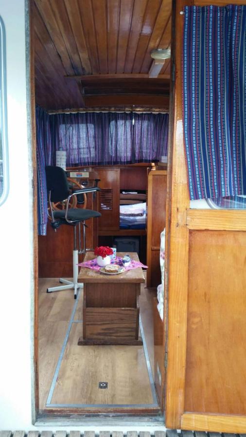 Hotel Boat Stoer - Inclusief Sloep Jutrijp Esterno foto