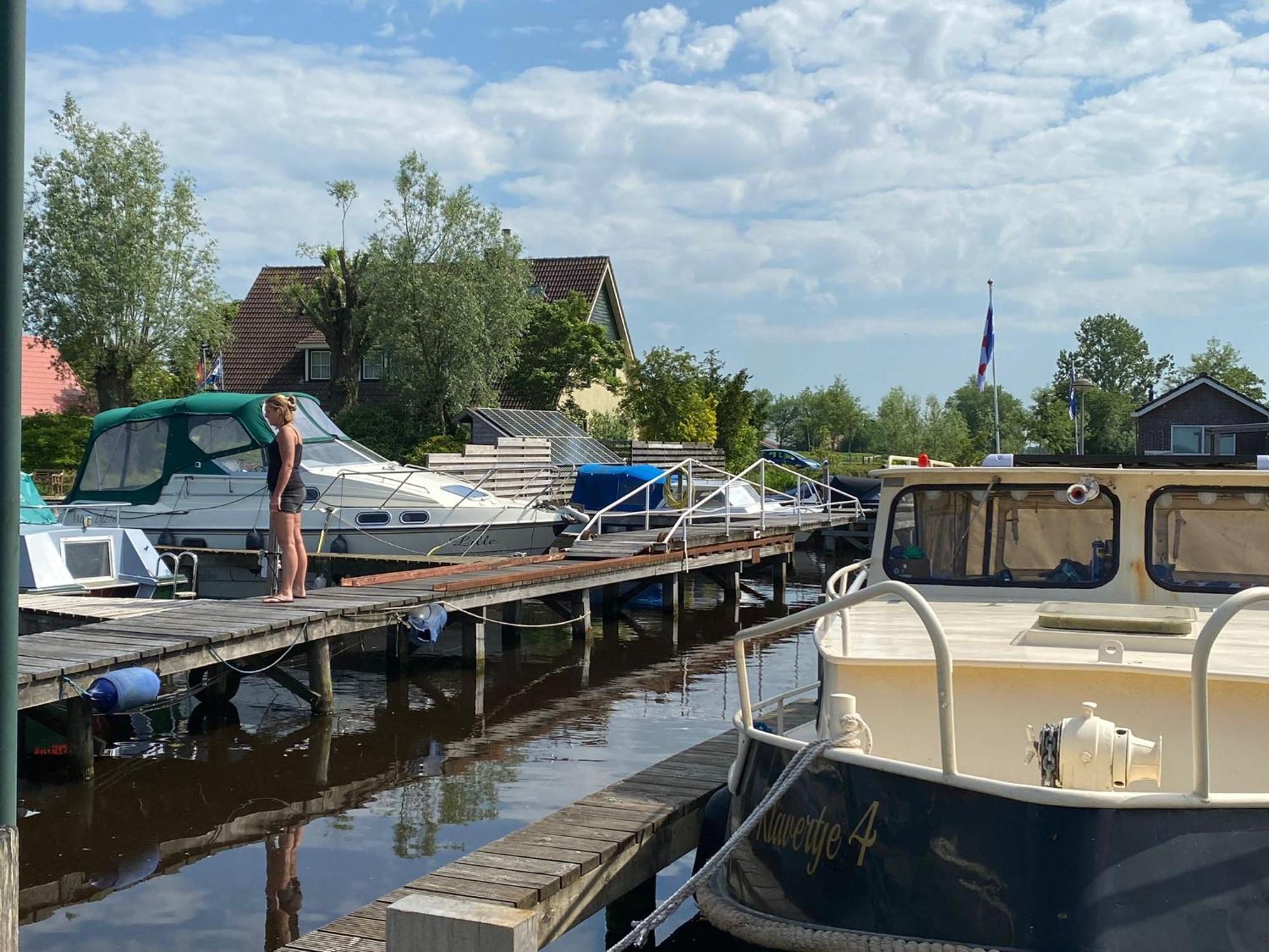 Hotel Boat Stoer - Inclusief Sloep Jutrijp Esterno foto